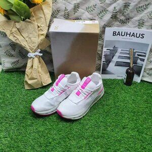 Stylish Women's Cloudnova Sneakers, Undyed-White/Pink